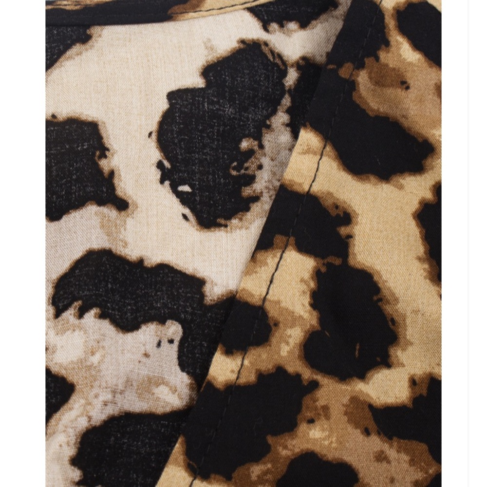 Leopard Long Sleeve Plus Size Twist *LIQUIDATION* - Picture 4 of 4
